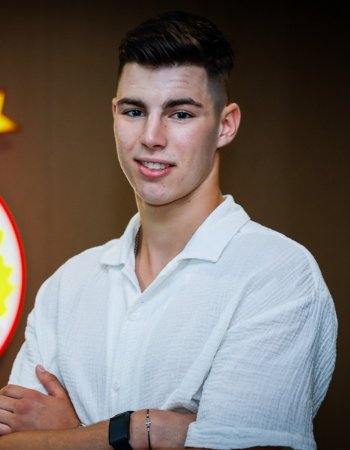 Daniel Nikolov